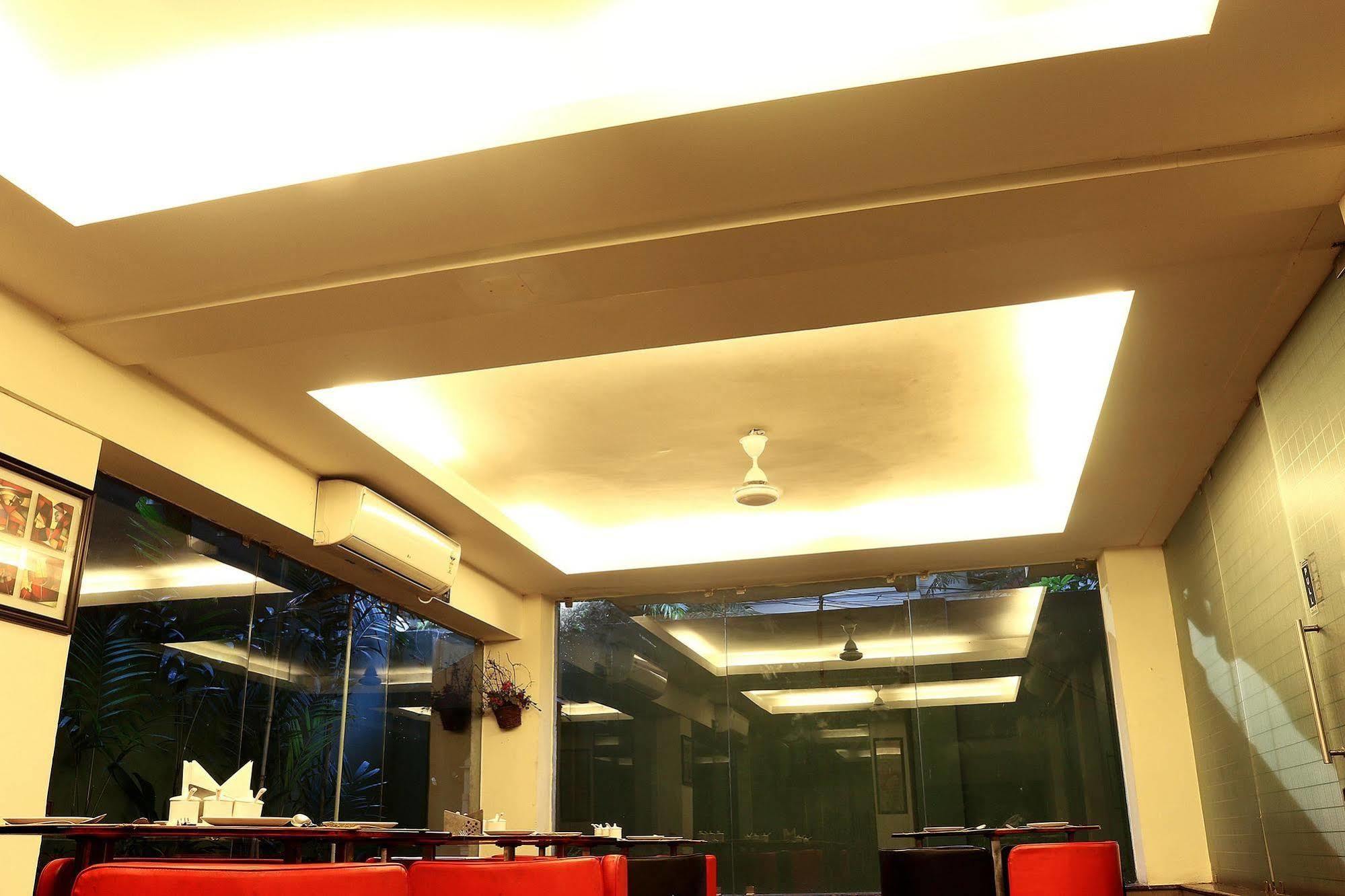 Oyo 1188 Hotel Tangerine Guest House Kolkata Exterior photo