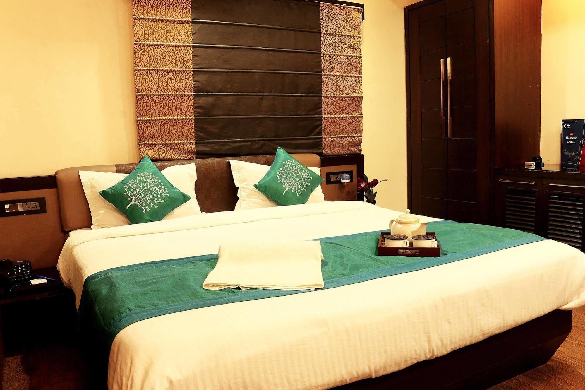 Oyo 1188 Hotel Tangerine Guest House Kolkata Exterior photo