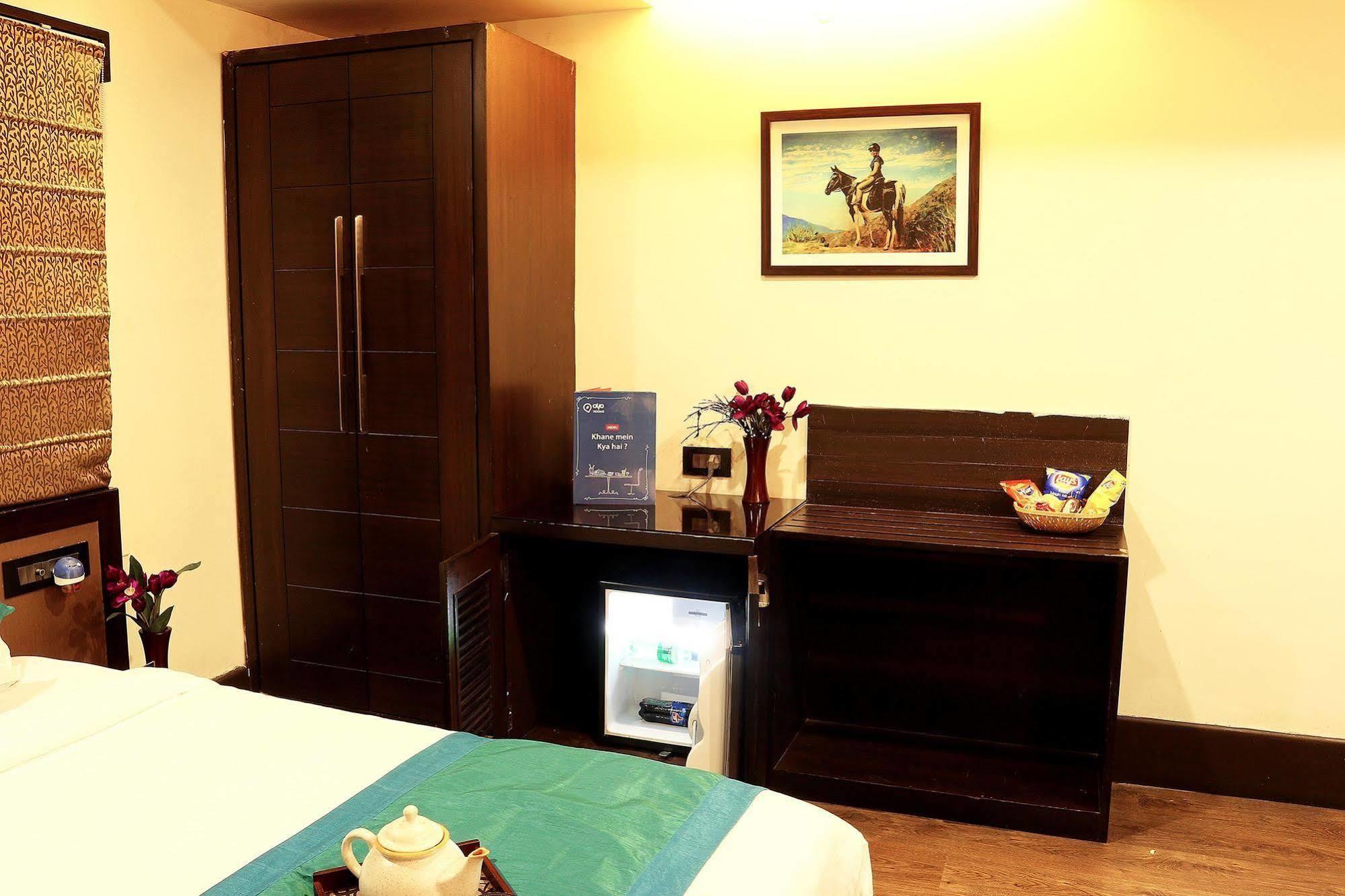 Oyo 1188 Hotel Tangerine Guest House Kolkata Exterior photo